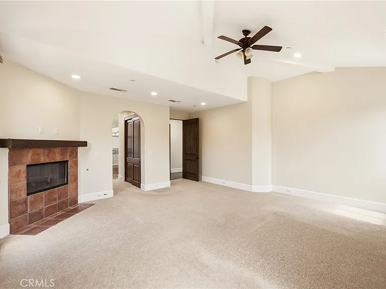 1918 Harriman Ln — Photo 24