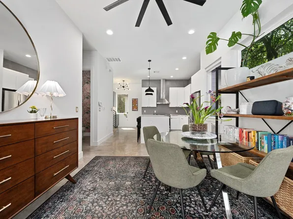 2605 S 2nd St #2, Austin, TX 78704