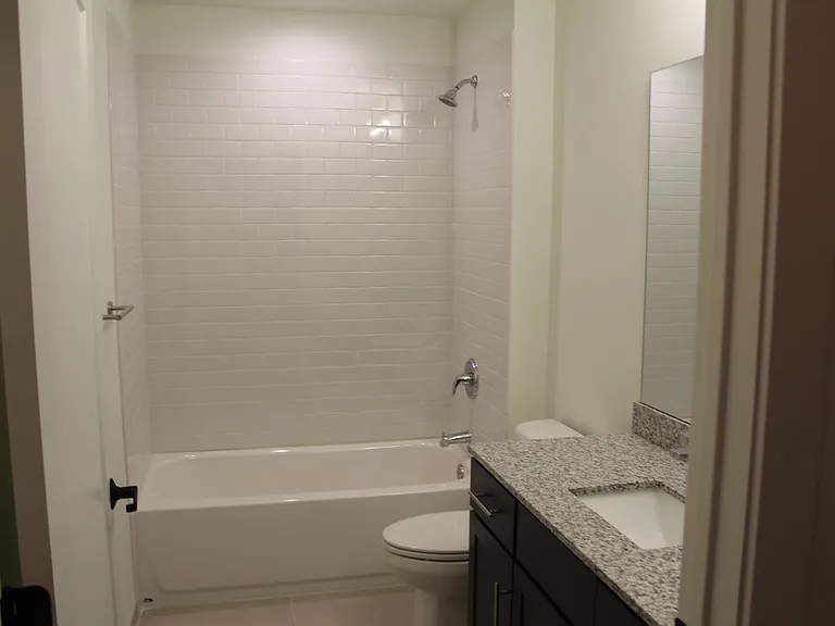 Kent Lofts — Photo 27