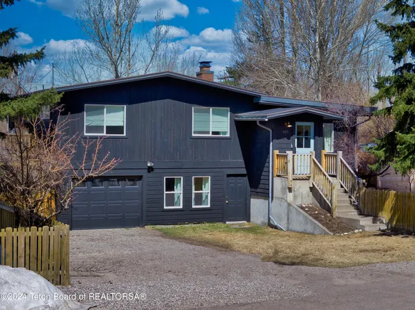 625 E Hall Ave, Jackson, WY 83001
