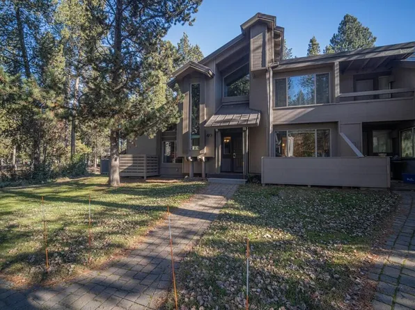 17658 Tennis Village Ln #40, Bend, OR 97707