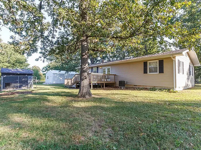 22915 Daisy Rd — Photo 27