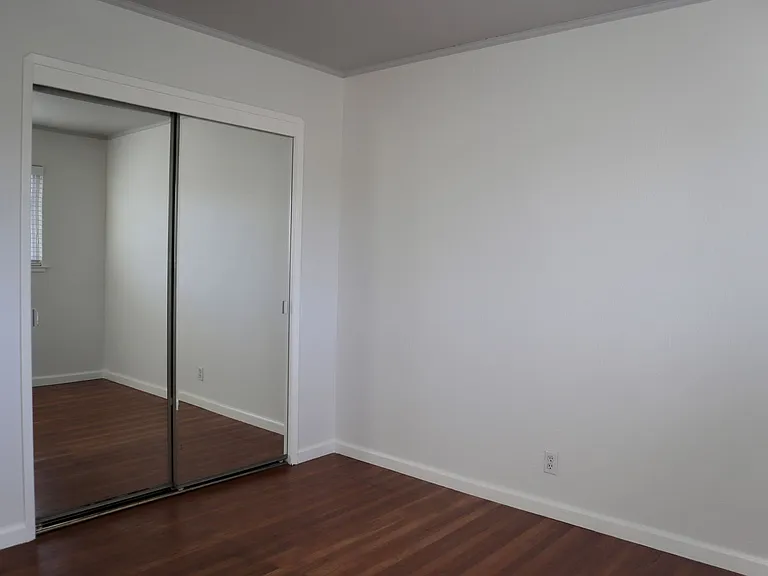 5138 Eggers Dr — Photo 11