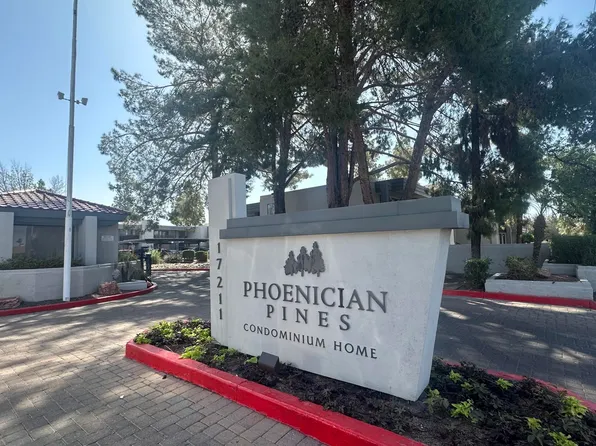 3435 W DANBURY Drive #B204, Phoenix, AZ 85053