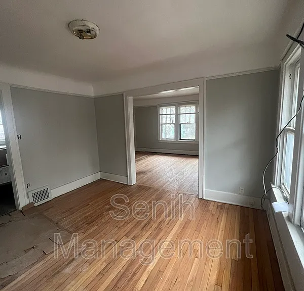 5342 Oregon St #5342 OREGON ST — Photo 9