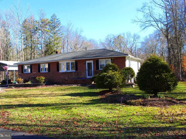 47 E Raymond Ave, Medford, NJ 08055