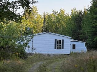 294 New Rd, Penobscot, ME 04476