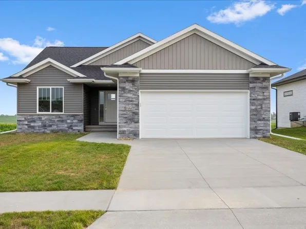 900 Beck Dr, Solon, IA 52333