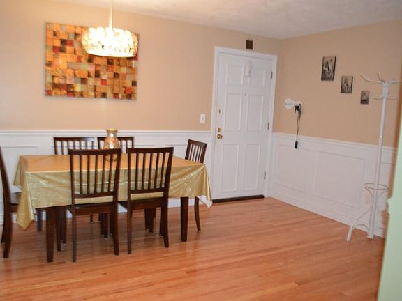 5th image of 500 Governors Dr APT 13