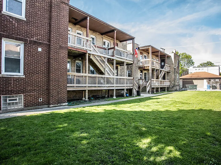 4632 W Barry Ave #2 — Photo 31