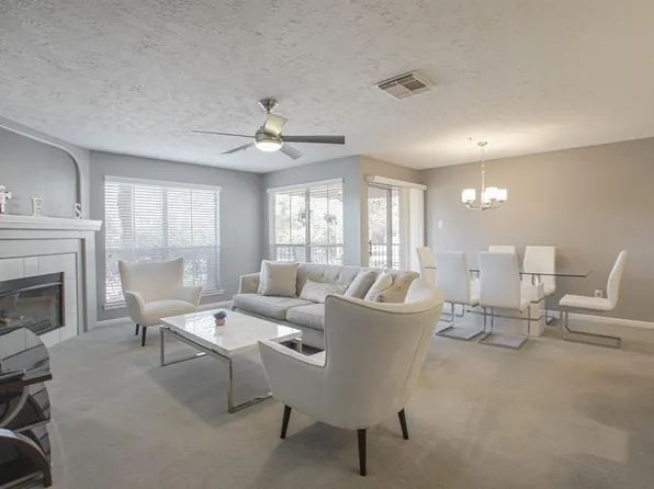 8051 Bay Branch Dr Unit 211, Spring, TX 77382