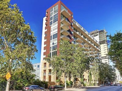 800 W 5th St APT 202, Austin, TX, 78703