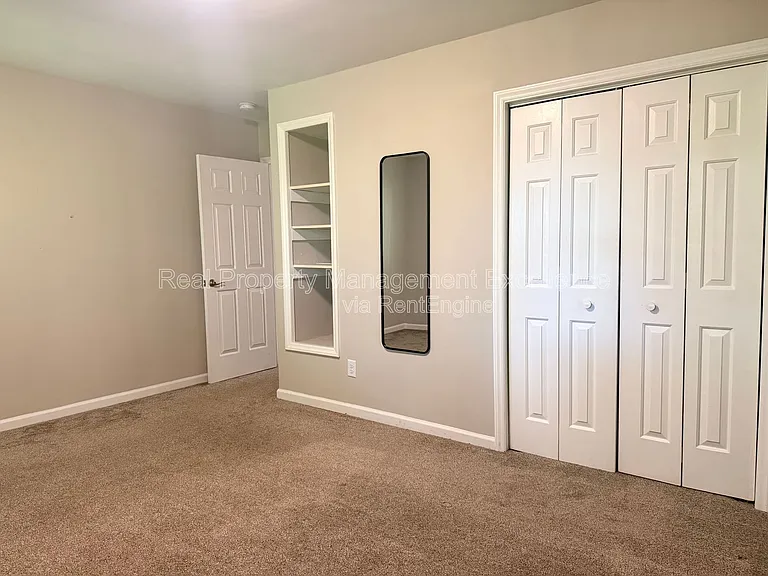 2922 Glenridge Dr #A — Photo 20
