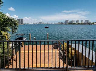 2781 NE 165th Ter #22, North Miami Beach, FL 33160