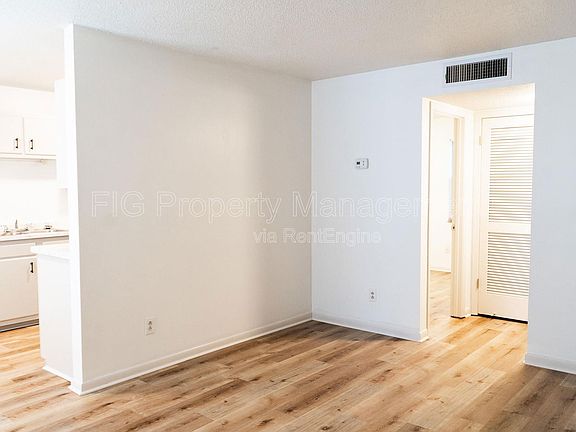 2nd image of 706 E Inskip Dr APT 4