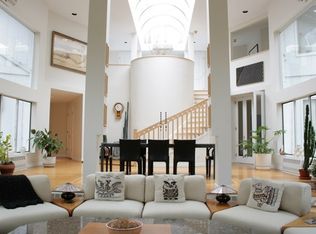 34 Eastwoods Rd, Pound Ridge, NY 10576