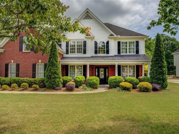 121 Providence Club Dr, Monroe, GA 30656