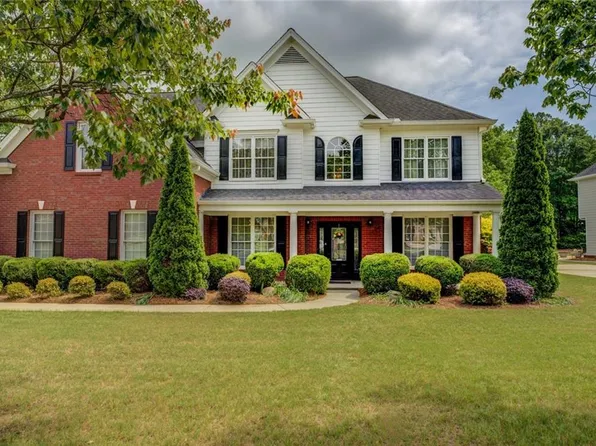 121 Providence Club Dr, Monroe, GA 30656
