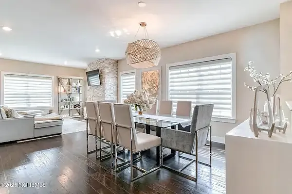1529 Paxton Ln — Photo 6