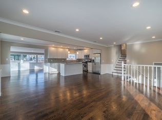 12 Grove Rd, Kings Park, NY 11754