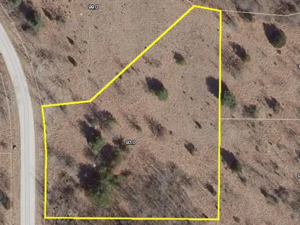 43 E Wild Rose Dr, Knox, IN 46534