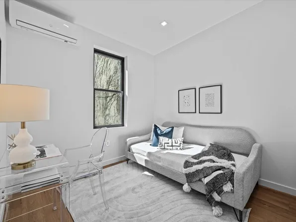 1360 Bergen Street image 13 of 28