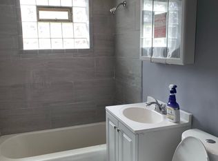 15417 Winchester Ave, Harvey, IL 60426