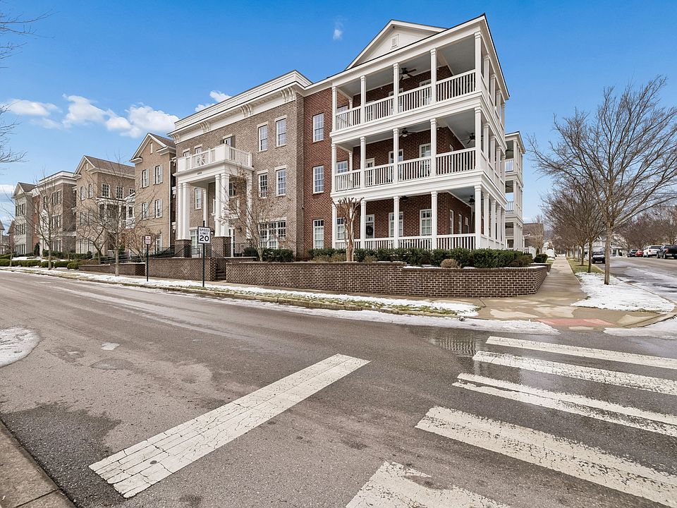 1st image of 6000 Keats St Unit 304
