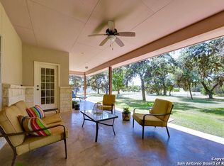 30355 Bridlegate Dr, Bulverde, TX 78163