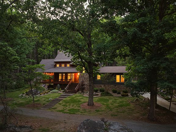 83rd image of 748 Woodcock Rd