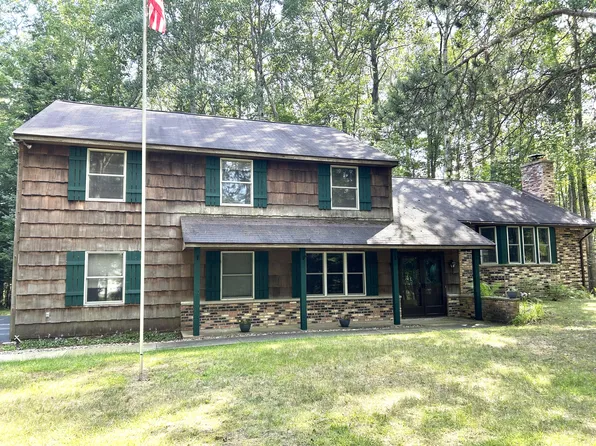 107 Glenridge St, Alpena, MI 49707