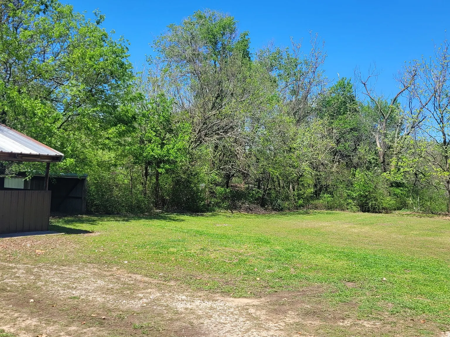 3 bed, 1.5 bath, 1628 sqft, $1,675 — Photo 3