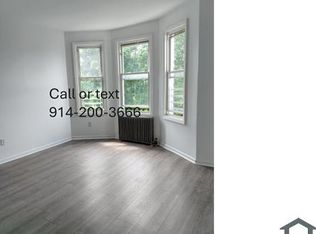 43 Currans Ln APT 1R, Yonkers, NY 10701