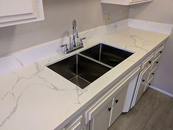 4th image of 1841 N New Hampshire Ave APT 6