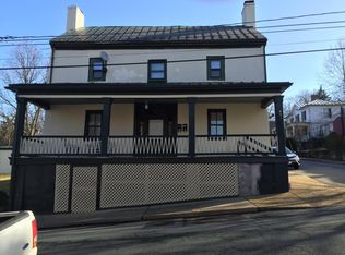 401 N New St #B, Staunton, VA 24401