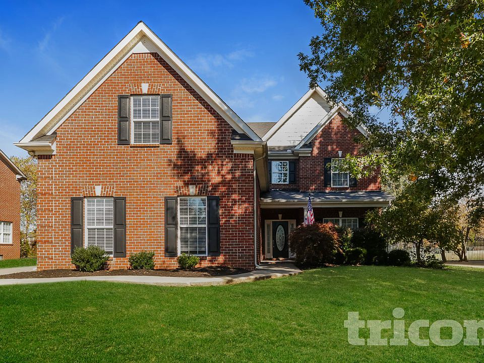 1st image of 1344 Saint Ives Ct