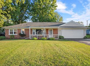 48085 Meadow Ln, Chesterfield, MI 48051