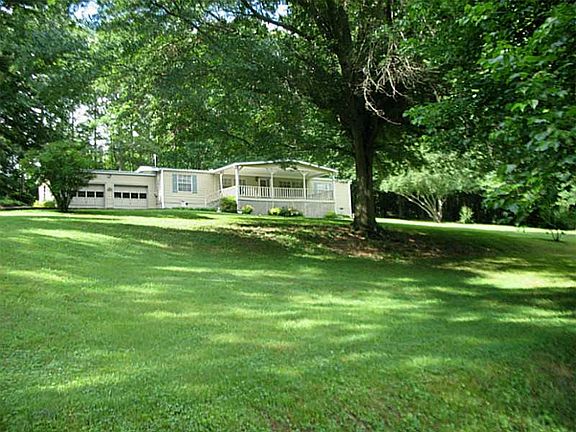 Long view_front of the house