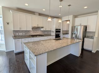 17 Walnut Way, Hopkinton, MA 01748