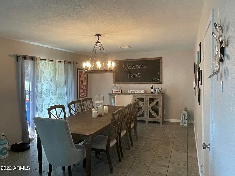 3909 E Shaw Butte Dr — Photo 4