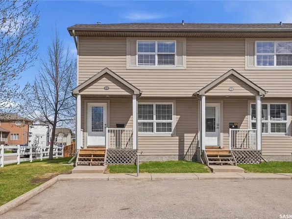 UNIT 23-300 MacCormack ROAD, Martensville, SK S0K 0A2