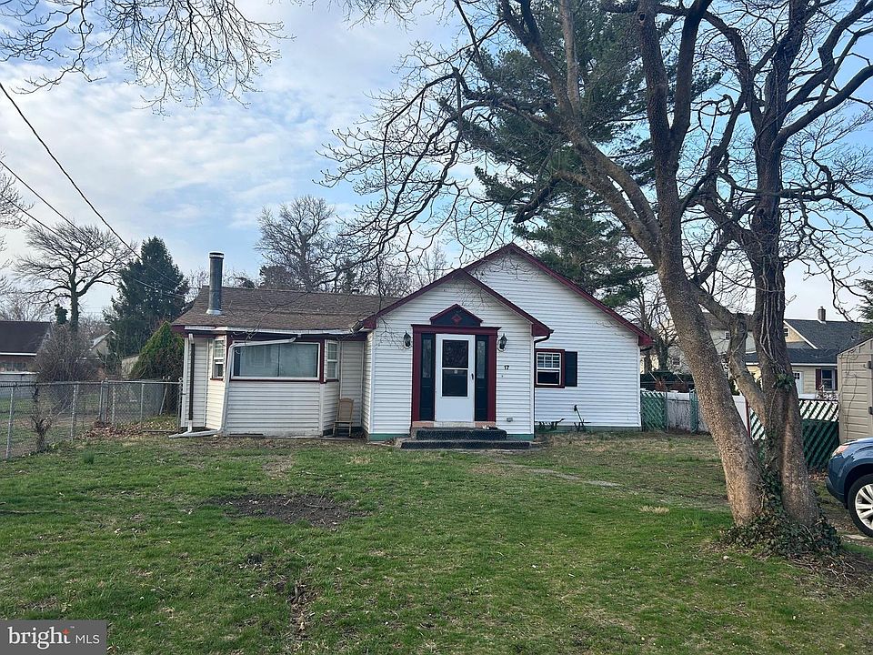 1st image of 17 Barlow Ave