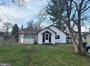 17 Barlow Ave, Gloucester City, NJ 08030