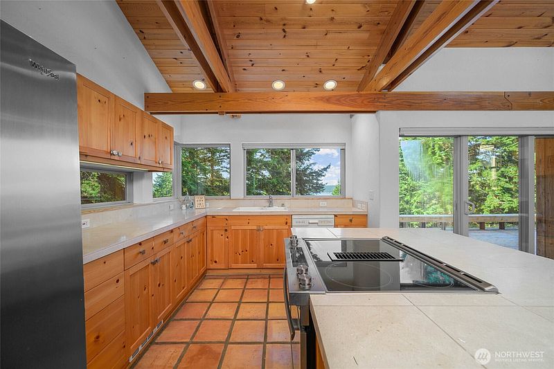 5th image of 177 Harmon Ranch Hill Road