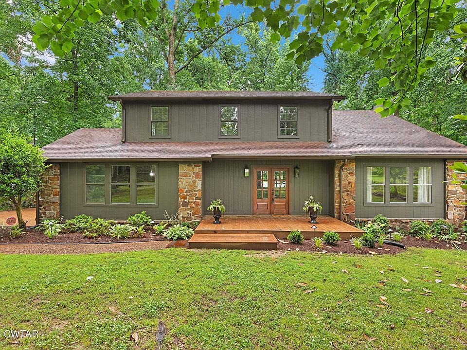 1st image of 124 Moorewood Dr