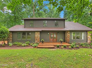 124 Moorewood Dr, Jackson, TN 38305