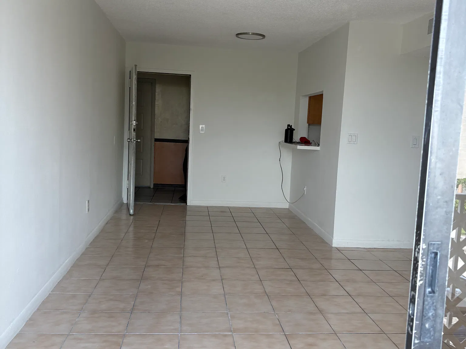 8075 NW 7th St — Photo 2