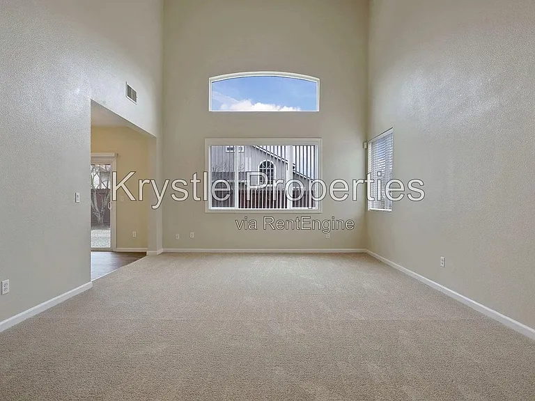 700 Westpark — Photo 5