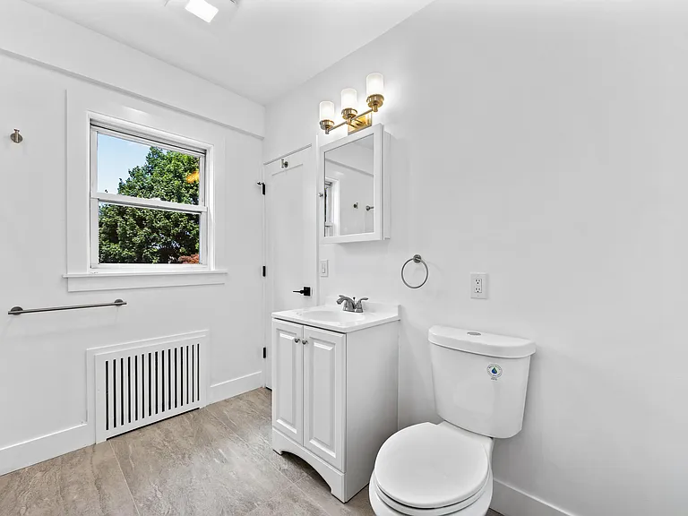 373 Palmer Ave #2 — Photo 13