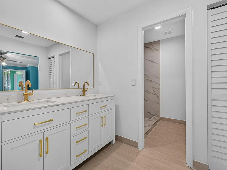 2101 SE Bisbee St — Photo 28